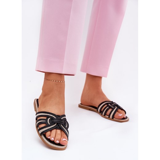 Klapki damskie płaskie bez zapięcia 