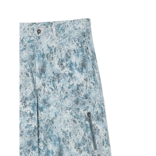 Cropp - Szorty z nadrukiem all over - surowy granatowy Cropp 36 Cropp