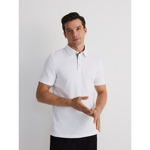 Reserved - Koszulka polo regular z haftem - biały ze sklepu Reserved w kategorii T-shirty męskie - zdjęcie 179401717