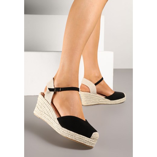 Espadryle damskie Born2be czarne na koturnie eleganckie