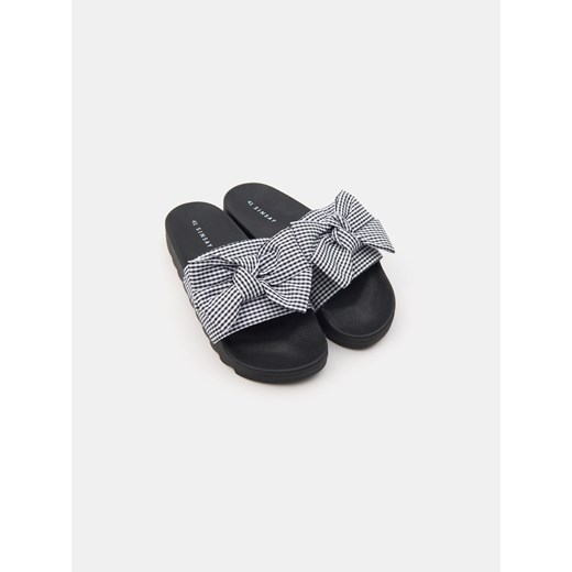 Sinsay - Klapki - czarny Sinsay 40 Sinsay