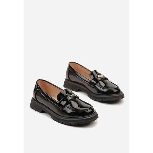 Czarne Lakierowane Półbuty w Stylu Mokasynów Novasfa 33 born2be.pl wyprzedaż