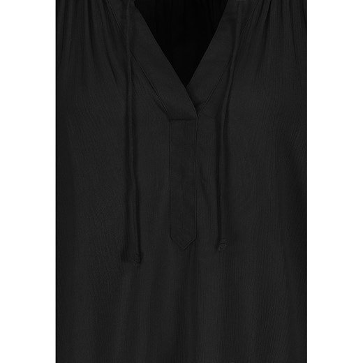 Bluzka damska czarna z krótkim rękawem na wiosnę 