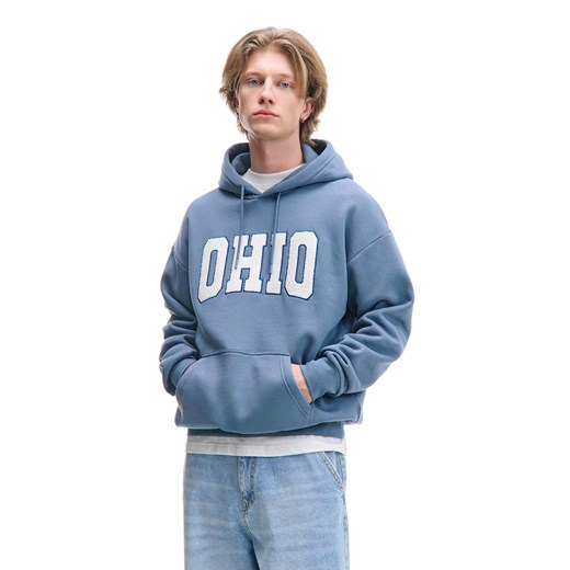 Cropp - Bluza hoodie z aplikacją - surowy granatowy ze sklepu Cropp w kategorii Bluzy męskie - zdjęcie 179460685