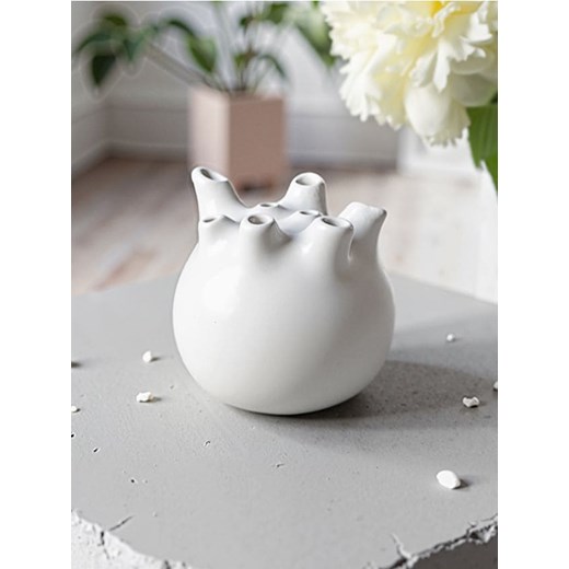 Sinsay - Wazon ceramiczny z ośmioma otworami o różnej średnicy - biały ze sklepu Sinsay w kategorii Wazony - zdjęcie 179484367