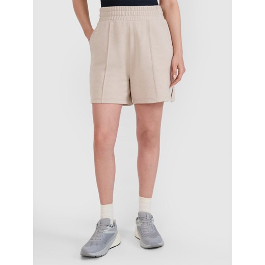 Damskie spodenki dresowe 4F 4FRSS25TSHOF731 - beżowe ze sklepu Sportstylestory.com w kategorii Szorty - zdjęcie 179485578
