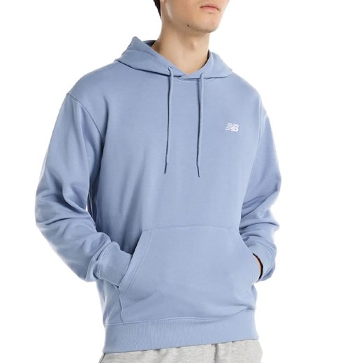 Bluza męska New Balance MT41508DUS - niebieska ze sklepu streetstyle24.pl w kategorii Bluzy męskie - zdjęcie 179488029