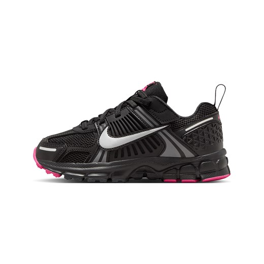Nike buty sportowe dziecięce czarne na wiosnę