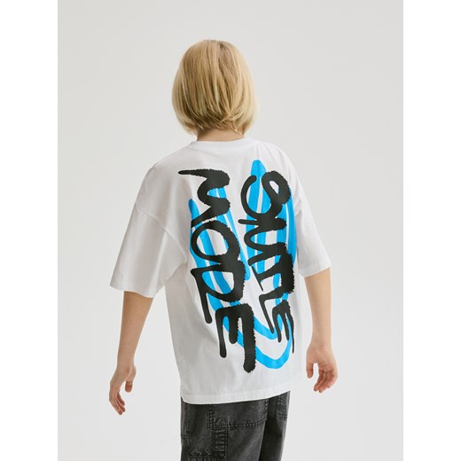 Reserved - Bawełniany t-shirt z nadrukiem - biały ze sklepu Reserved w kategorii T-shirty chłopięce - zdjęcie 179511258