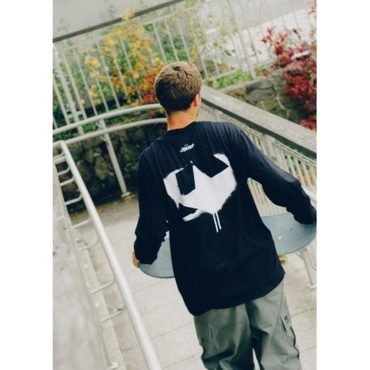Bluzka CLTN LG SK8 01 ze sklepu Diverse w kategorii T-shirty męskie - zdjęcie 179520035