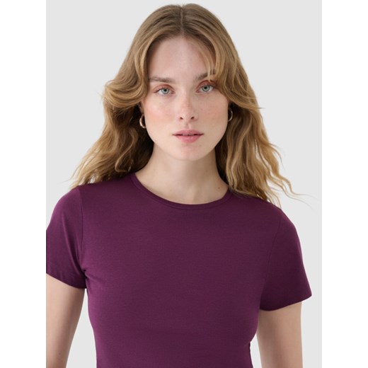 Damski t-shirt basic 4F 4FWSS25TTSHF1995 - fioletowy ze sklepu Sportstylestory.com w kategorii Bluzki damskie - zdjęcie 179536057