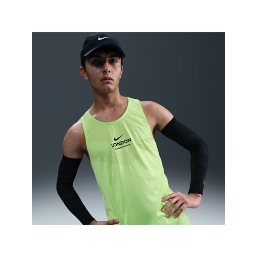 Męska koszulka bez rękawów do biegania Dri-FIT ADV Nike Stride - Zieleń ze sklepu Nike poland w kategorii T-shirty męskie - zdjęcie 179536509