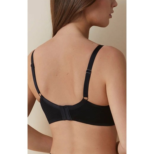 Biustonosz miękki soft czarny Maribel, Kolor czarny, Rozmiar 100C, Selene ze sklepu Intymna w kategorii Biustonosze - zdjęcie 179538607