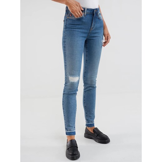 Jeansy damskie skinny z przetarciami niebieskie Adela 483 ze sklepu Big Star w kategorii Jeansy damskie - zdjęcie 179540629