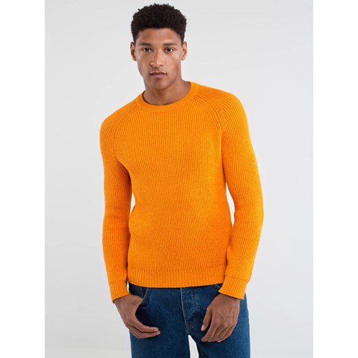 Sweter męski klasyczny pomaraŅczowy Olson 701 ze sklepu Big Star w kategorii Swetry męskie - zdjęcie 179542819