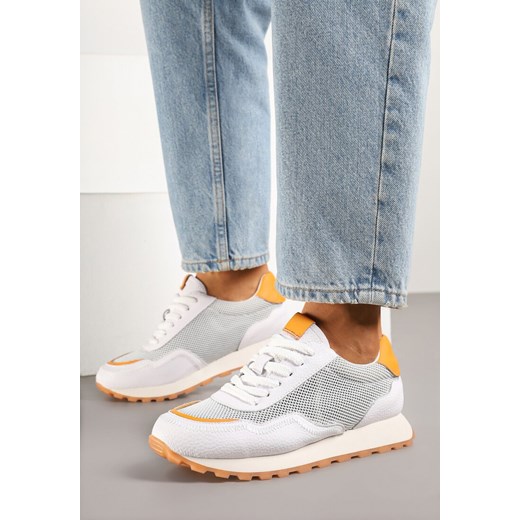 Białe Skórzane Sneakersy z Geometrycznym Wzorem Rivoiti ze sklepu born2be.pl w kategorii Buty sportowe damskie - zdjęcie 179570548