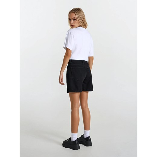Szorty czarne Sinsay 