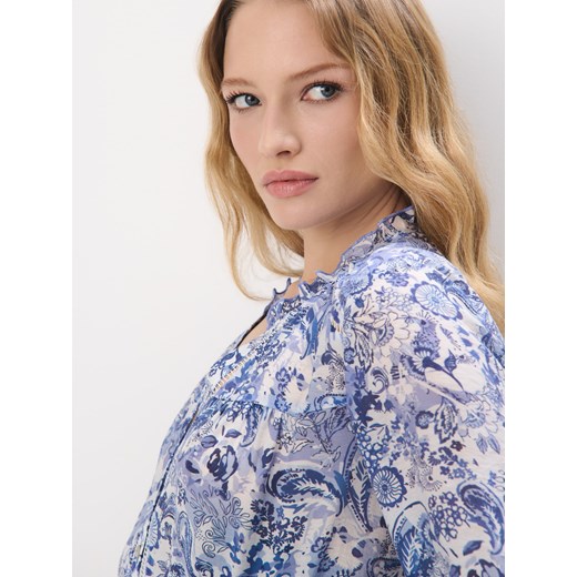 Bluzka damska Mohito z długim rękawem z dekoltem v 