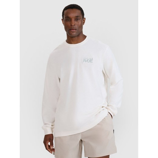 Męski longsleeve oversize 4F 4FWSS25TLONM390 - biały ze sklepu Sportstylestory.com w kategorii T-shirty męskie - zdjęcie 179596658