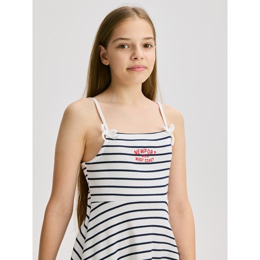 Sukienka dziewczęca Reserved 