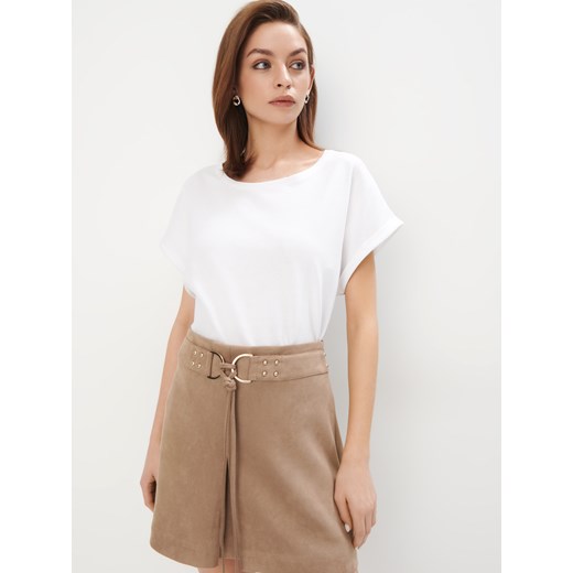 Mohito - Bawełniany biały t-shirt - biały ze sklepu Mohito w kategorii Bluzki damskie - zdjęcie 179631455