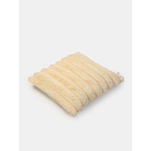 Sinsay - Poduszka dekoracyjna z imitacji futra - kremowy Sinsay One Size Sinsay