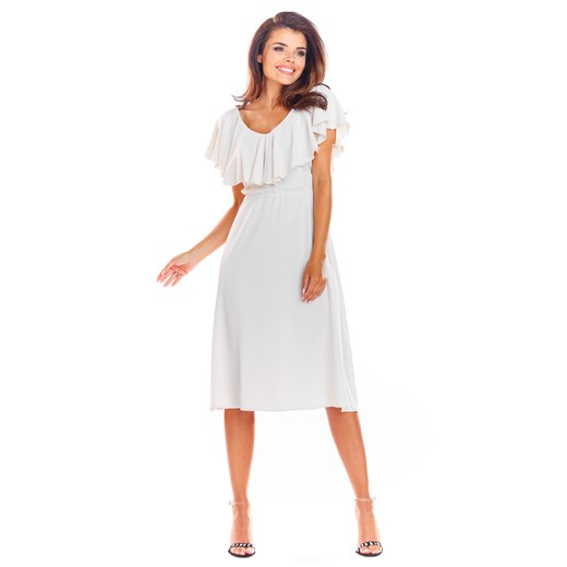 Elegancka sukienka midi z falbaną - beżowa ze sklepu Cudmoda w kategorii Sukienki - zdjęcie 179651688
