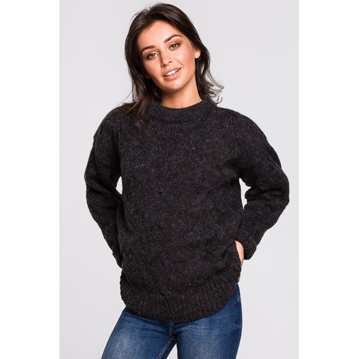 Sweter ze splotem typu warkocz - antracytowy ze sklepu Cudmoda w kategorii Swetry damskie - zdjęcie 179653419