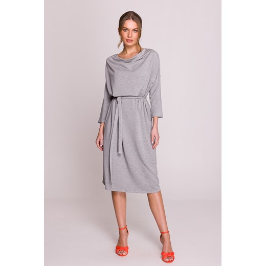 Sukienka oversize z paskiem w talii - szara ze sklepu Cudmoda w kategorii Sukienki - zdjęcie 179654696