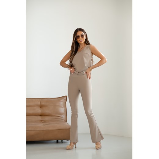 Dopasowane legginsy prążkowane z nogawką typu bootcut - cappuccino ze sklepu Cudmoda w kategorii Spodnie damskie - zdjęcie 179654858