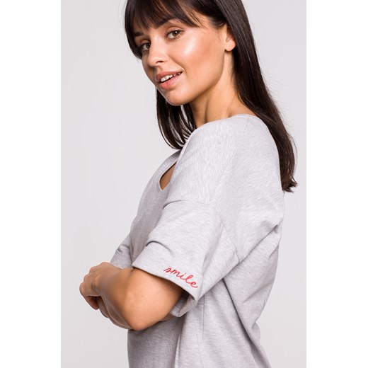 T-shirt oversize z okrągłym dekoltem - szary ze sklepu Cudmoda w kategorii Bluzki damskie - zdjęcie 179655396