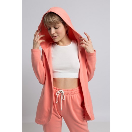 Bluza z kapturem bez zapięcia - koralowa ze sklepu Cudmoda w kategorii Bluzy damskie - zdjęcie 179656875