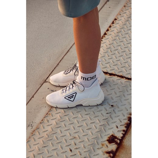 Skarpety MOE unisex - białe ze sklepu Cudmoda w kategorii Skarpetki damskie - zdjęcie 179657109