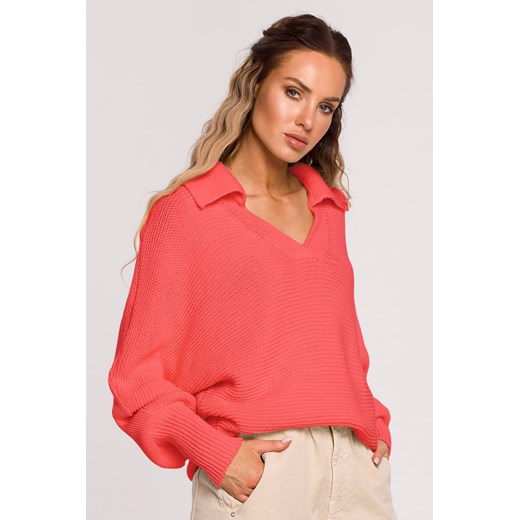 Sweter oversize z kołnierzem - brzoskwiniowy ze sklepu Cudmoda w kategorii Swetry damskie - zdjęcie 179657745