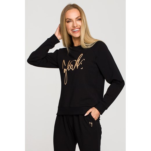 Bluza dresowa z haftem - czarna ze sklepu Cudmoda w kategorii Bluzy damskie - zdjęcie 179658167