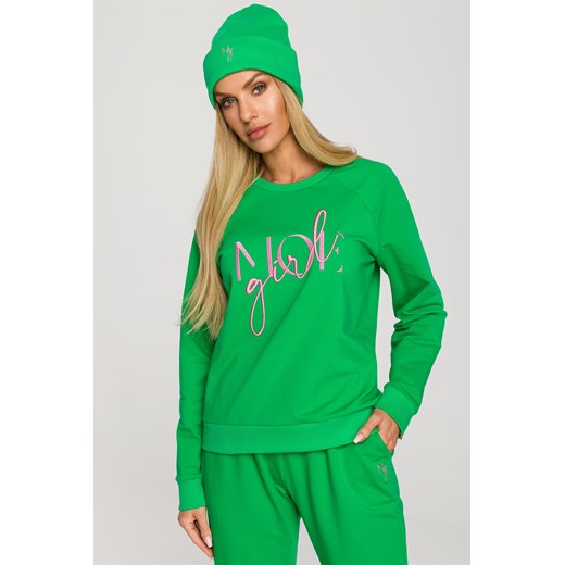 Czapka beanie z haftem - soczysto-zielona ze sklepu Cudmoda w kategorii Czapki zimowe damskie - zdjęcie 179658226