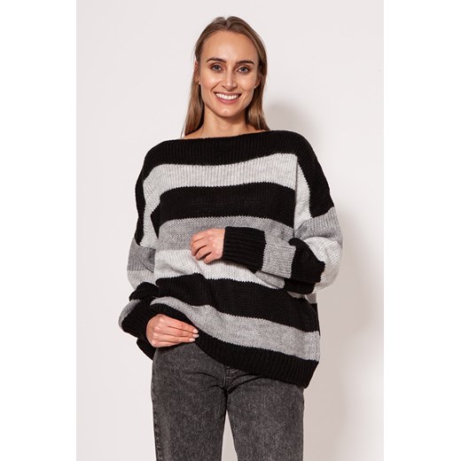 Sweter oversize w paski - czarno-szary ze sklepu Cudmoda w kategorii Swetry damskie - zdjęcie 179659357