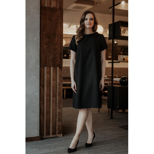 Elegancka sukienka trapezowa - czarna ze sklepu Cudmoda w kategorii Sukienki - zdjęcie 179659507