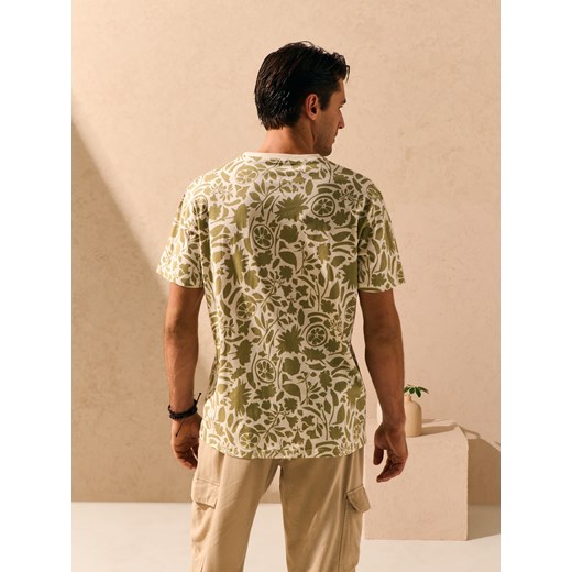 Sinsay - Koszulka z nadrukiem - kremowy Sinsay XS Sinsay