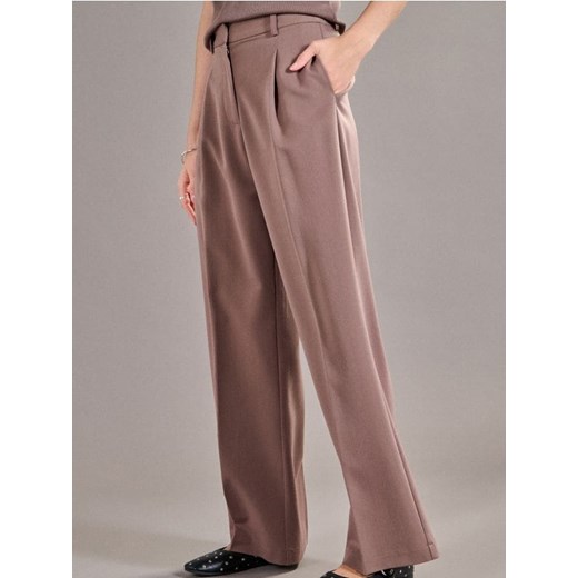 Sinsay - Spodnie straight fit - beżowy ze sklepu Sinsay w kategorii Spodnie damskie - zdjęcie 179662858
