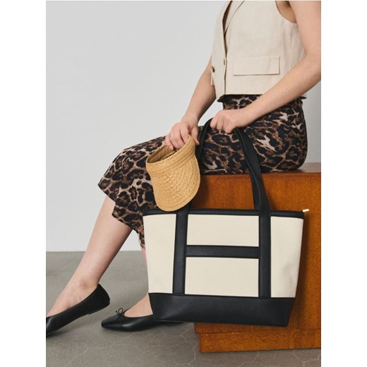 Sinsay - Torebka na ramię - czarny ze sklepu Sinsay w kategorii Torby Shopper bag - zdjęcie 179663128
