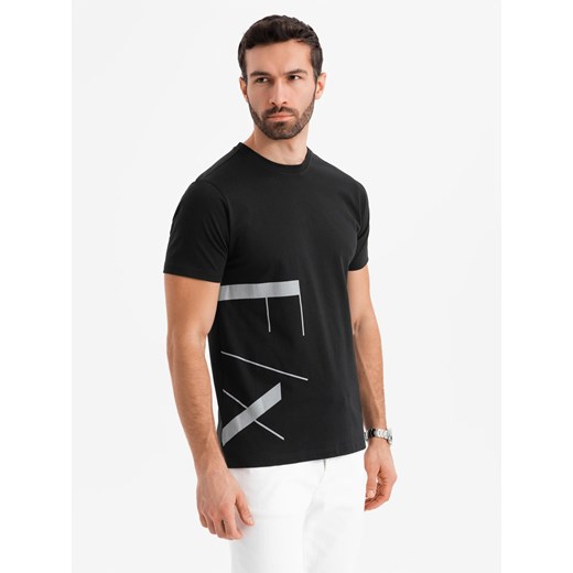 Męska koszulka z bawełnianego jerseyu z dużym bocznym napisem – czarna V1 OM-TSPT-0213 ze sklepu ombre w kategorii T-shirty męskie - zdjęcie 179670076