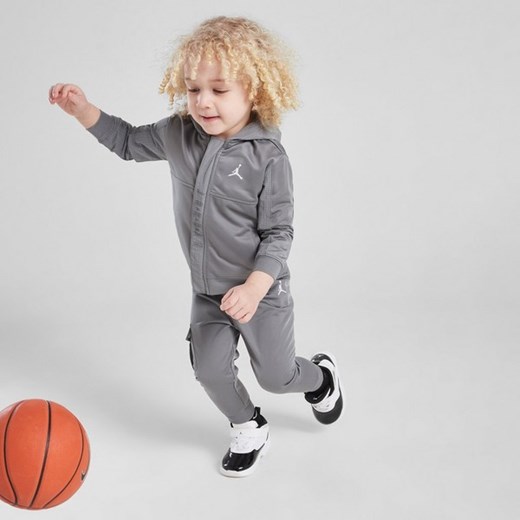 JORDAN KOMPLET POLY WVN FZ SUIT GRY B ze sklepu JD Sports  w kategorii Komplety niemowlęce - zdjęcie 179670529
