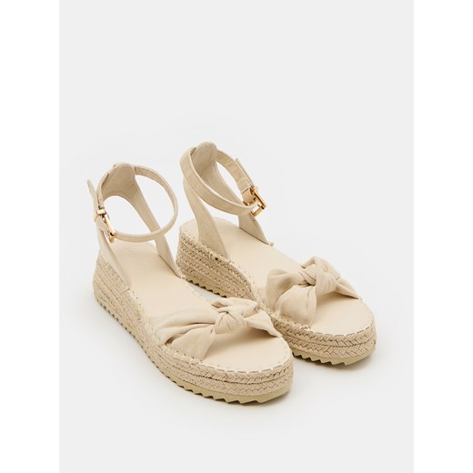 Espadryle damskie Mohito z klamrą 