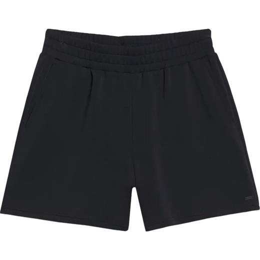 Spodenki damskie TSHOF540 4F ze sklepu SPORT-SHOP.pl w kategorii Szorty - zdjęcie 179703628
