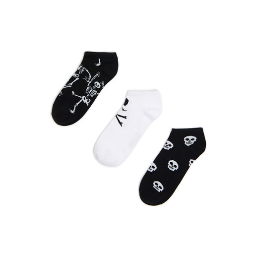 Cropp - 3 pack skarpetek z motywem kości - czarny ze sklepu Cropp w kategorii Skarpetki męskie - zdjęcie 179706677