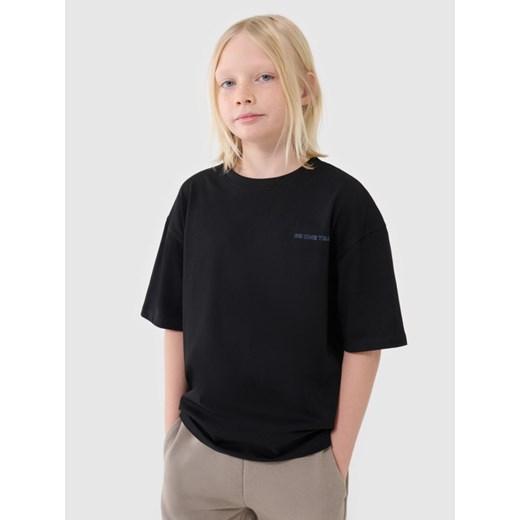 Chłopięcy t-shirt oversize 4F 4FJWSS25TTSHM2184 - czarny ze sklepu Sportstylestory.com w kategorii T-shirty chłopięce - zdjęcie 179707858