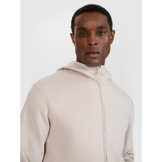 Męska bluza dresowa rozpinana z kapturem 4F 4FWSS25TSWSM1548 - beżowa ze sklepu Sportstylestory.com w kategorii Bluzy męskie - zdjęcie 179708297