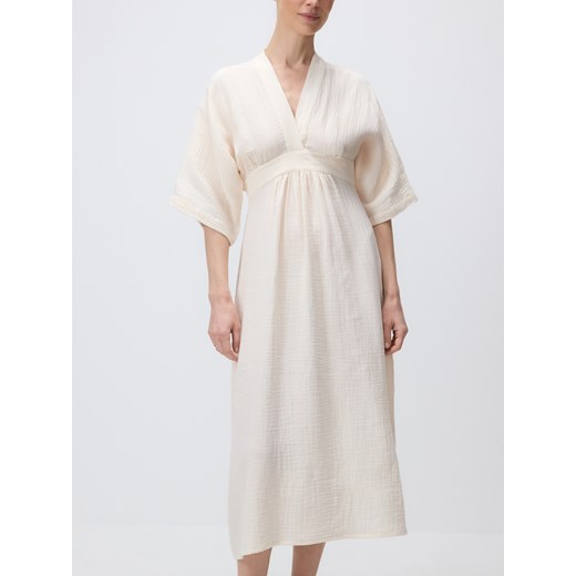 Reserved - Sukienka typu kimono - złamana biel ze sklepu Reserved w kategorii Sukienki - zdjęcie 179722429