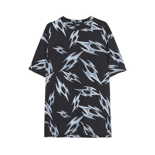 Cropp - Czarny T-shirt z nadrukiem all over - czarny Cropp XS Cropp